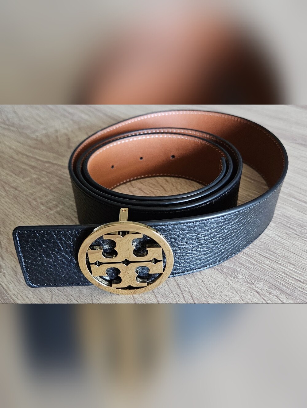 Tory Burch Miller Reversable 1.5" Logo Belt Black/Cuoio Gold XL